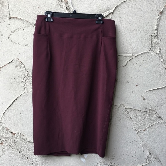 NEW Lululemon A New Route Skirt Cassis I Size 12 - Picture 3 of 9